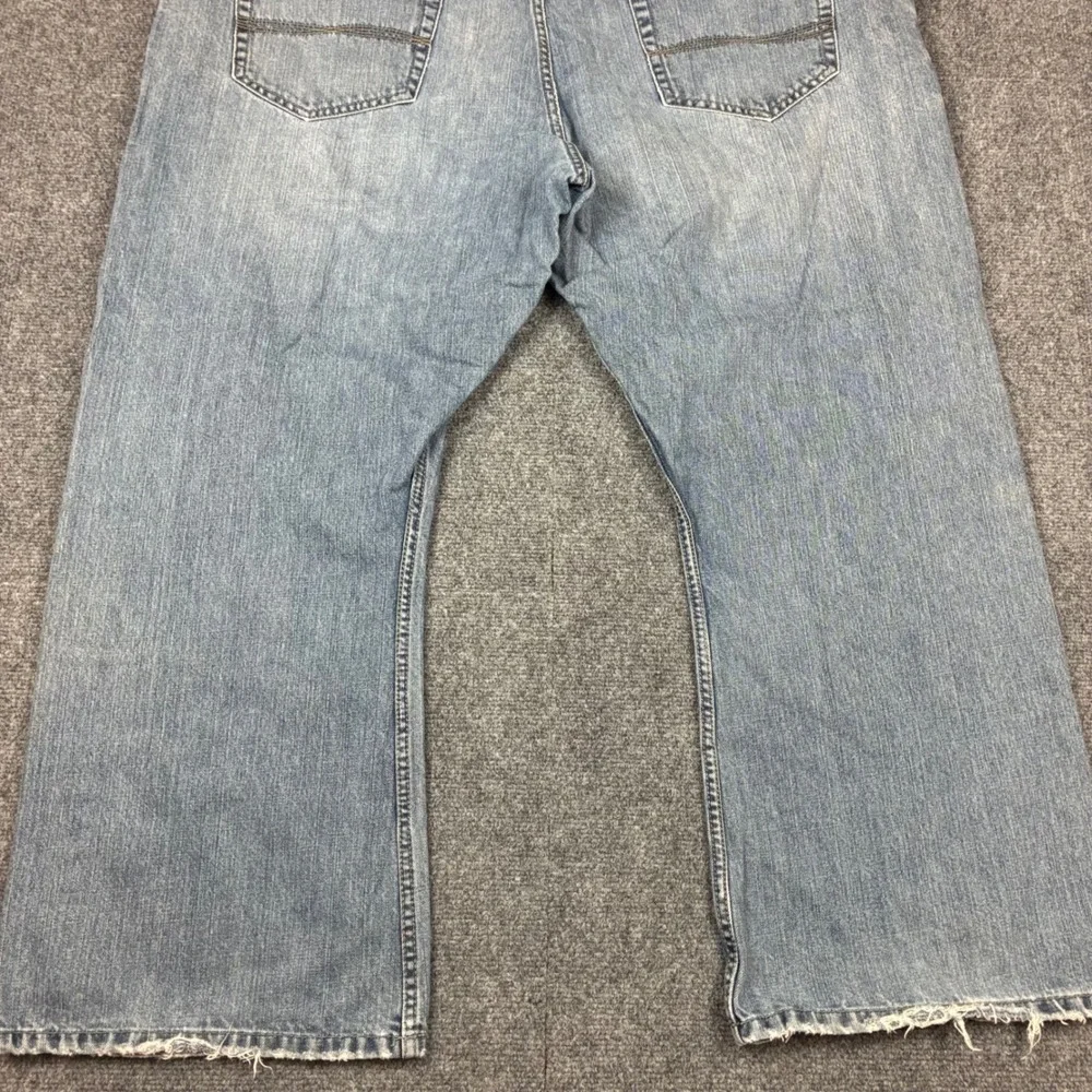 Lee Dungarees Relaxed Boot Jeans Mens Size 52x30 Light Wash Blue Denim Bootcut